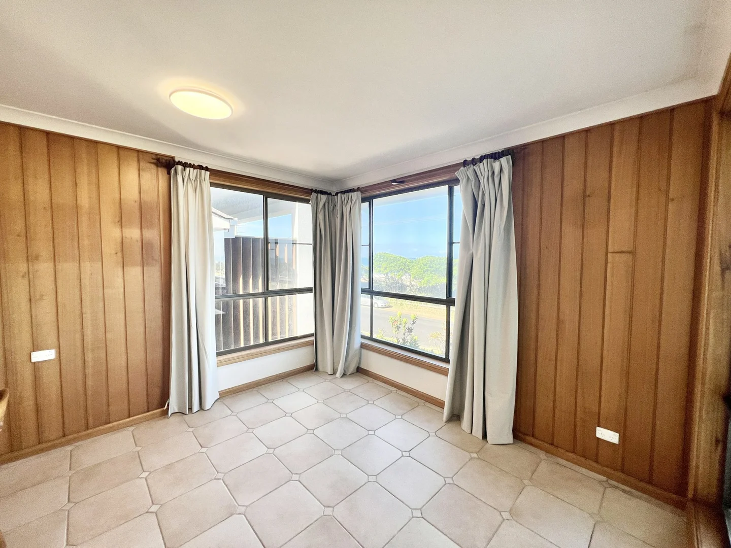 Additional image 4 of 39 Pacific Parade, Old Bar NSW 2430