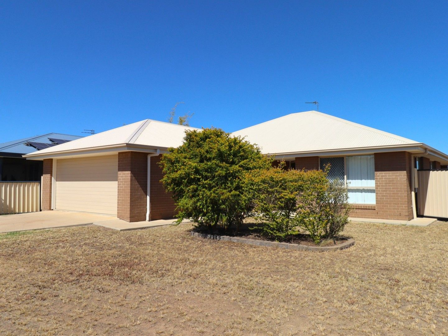 11 Lockyer Crescent, Roma QLD 4455, Image 0