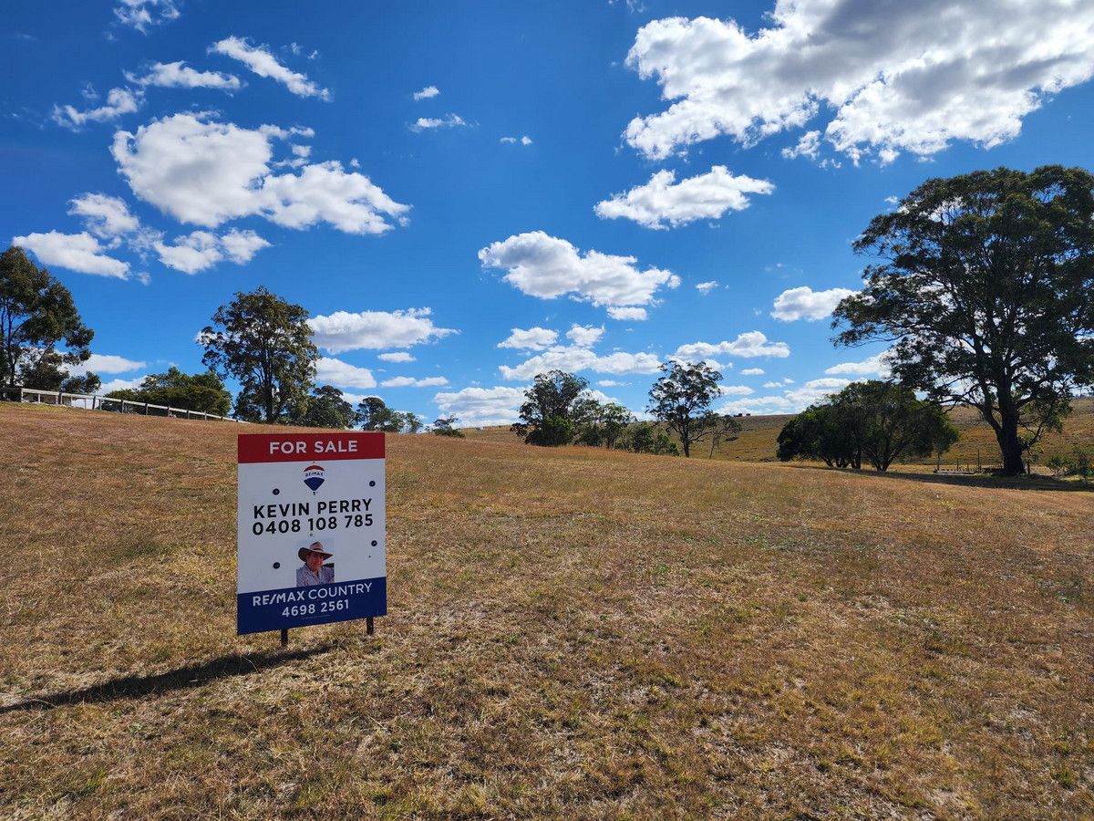 2/52 Woodlea Court Crows Nest QLD 4355 Domain