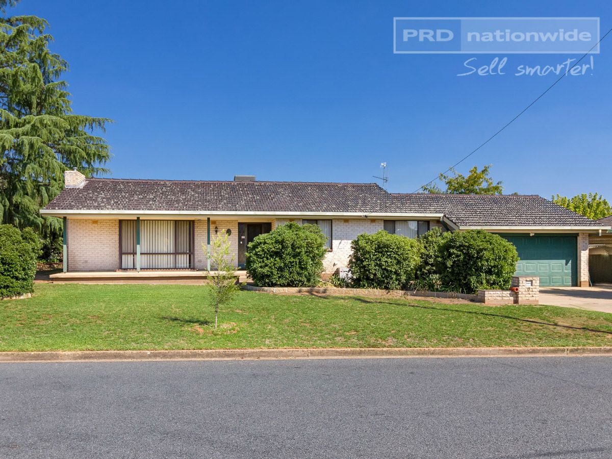 6 Huthwaite Street, Mount Austin NSW 2650, Image 0