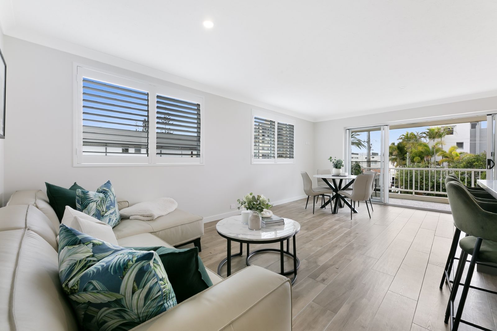 8/60 Albatross Avenue, Mermaid Beach QLD 4218, Image 0