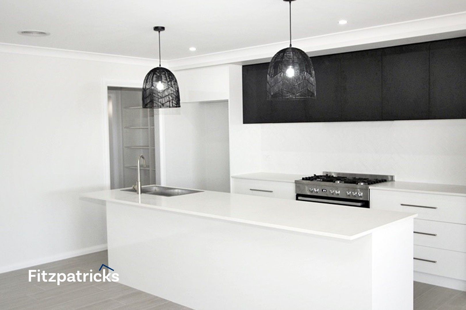 4 bedrooms House in 22 Gasnier Loop BOOROOMA NSW, 2650