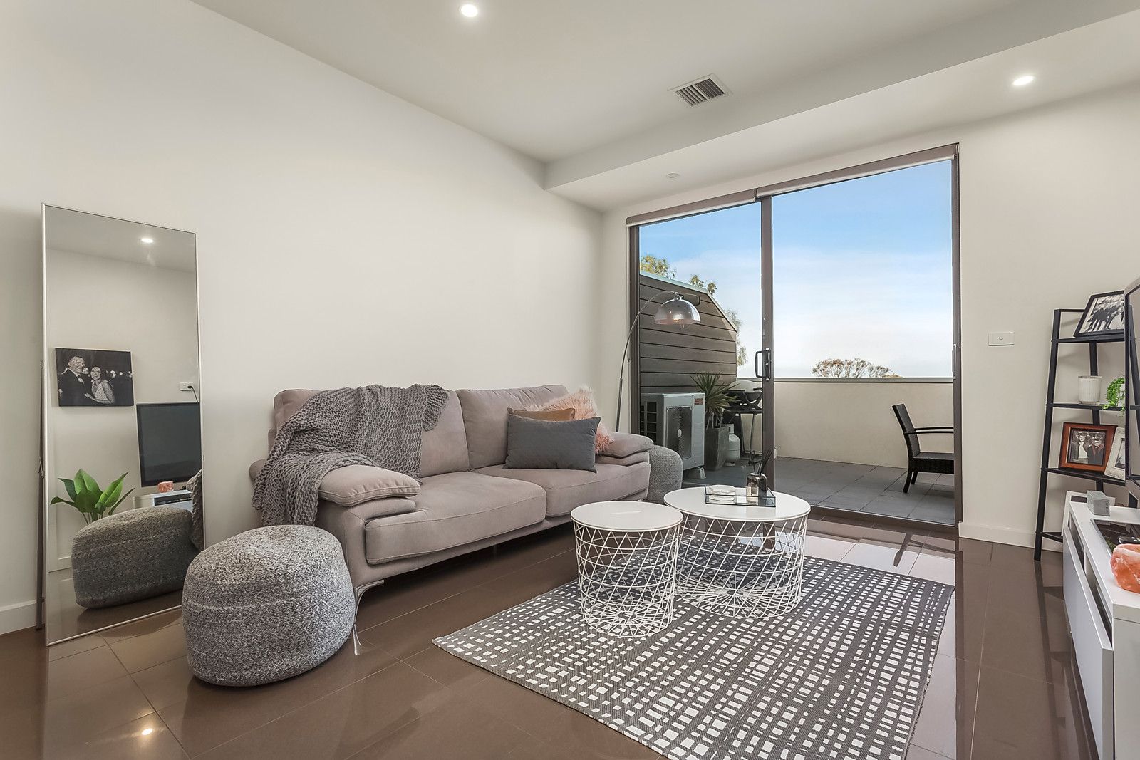 202/4 Hotham Road, Niddrie VIC 3042, Image 1