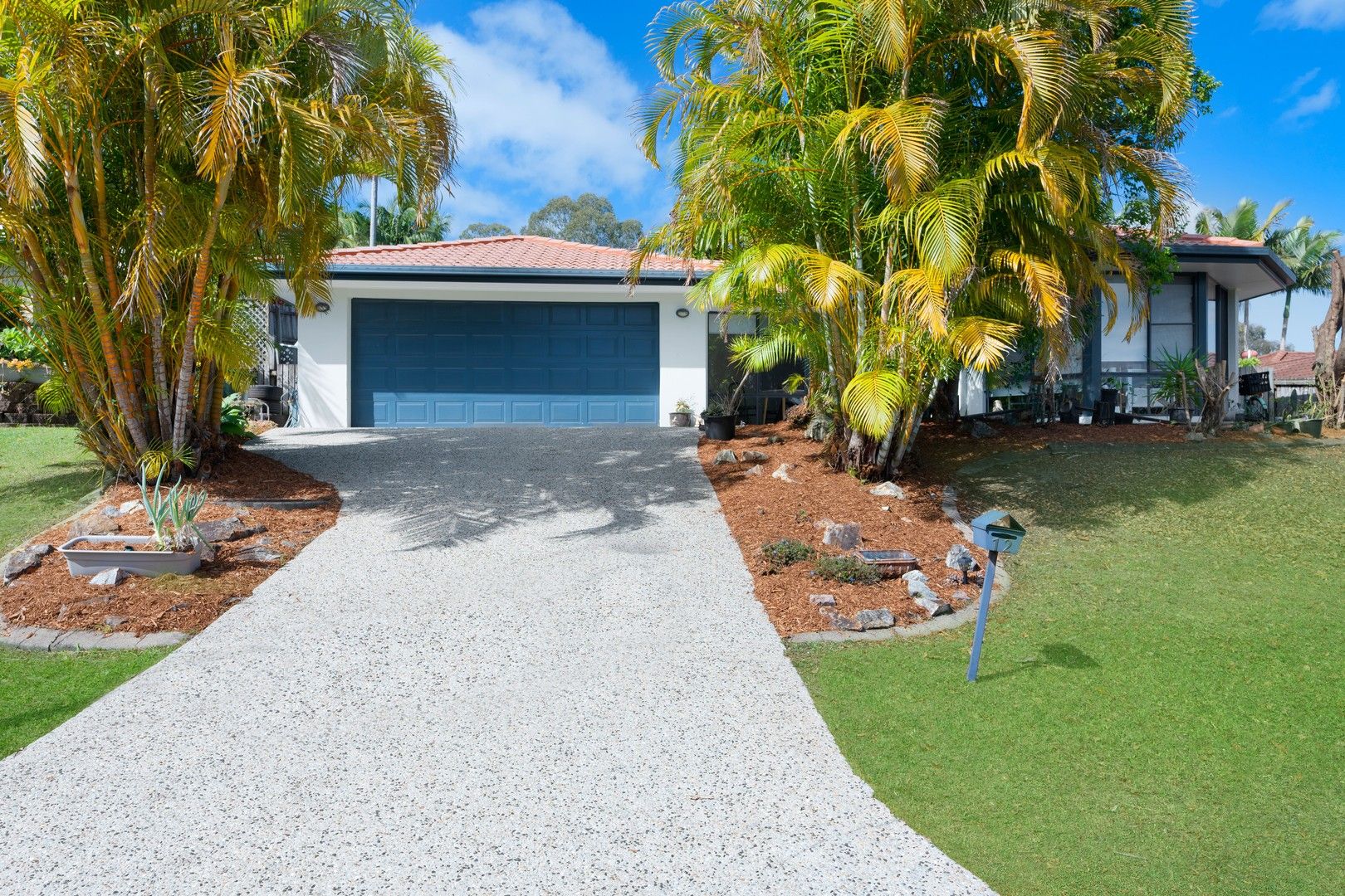 4 bedrooms House in 12 Blue Gum Court COOLUM BEACH QLD, 4573