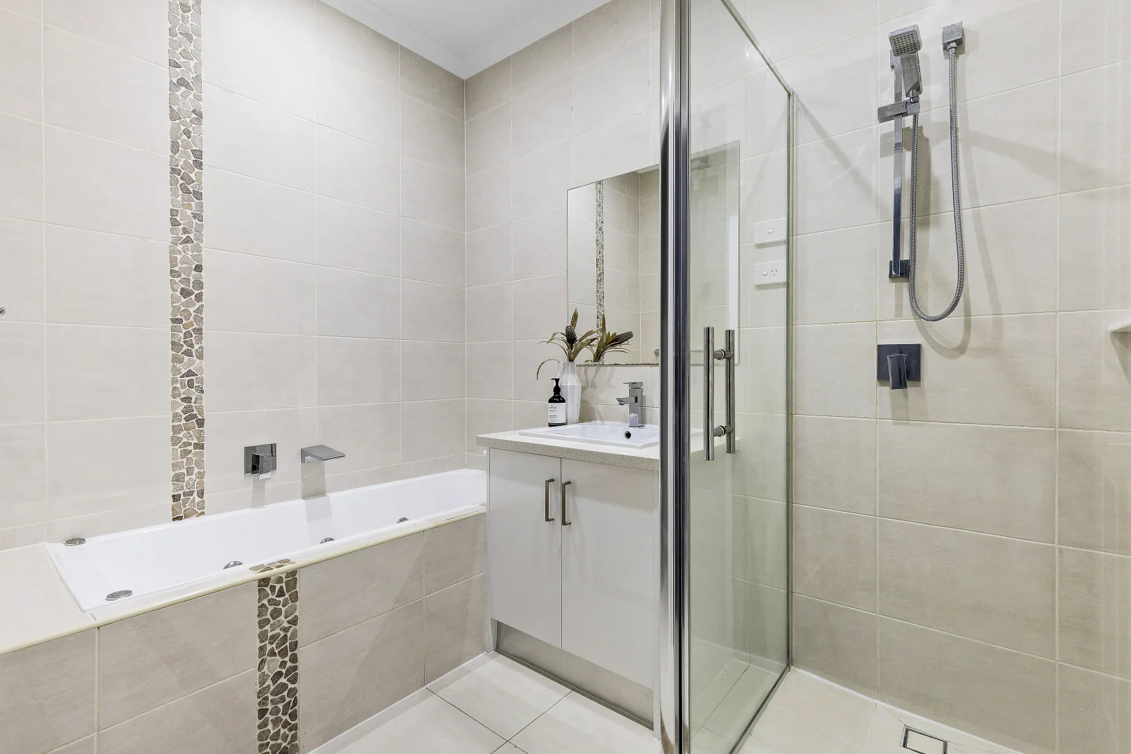 Additional image 15 of 90A Mathieson Street, Fawkner VIC 3060