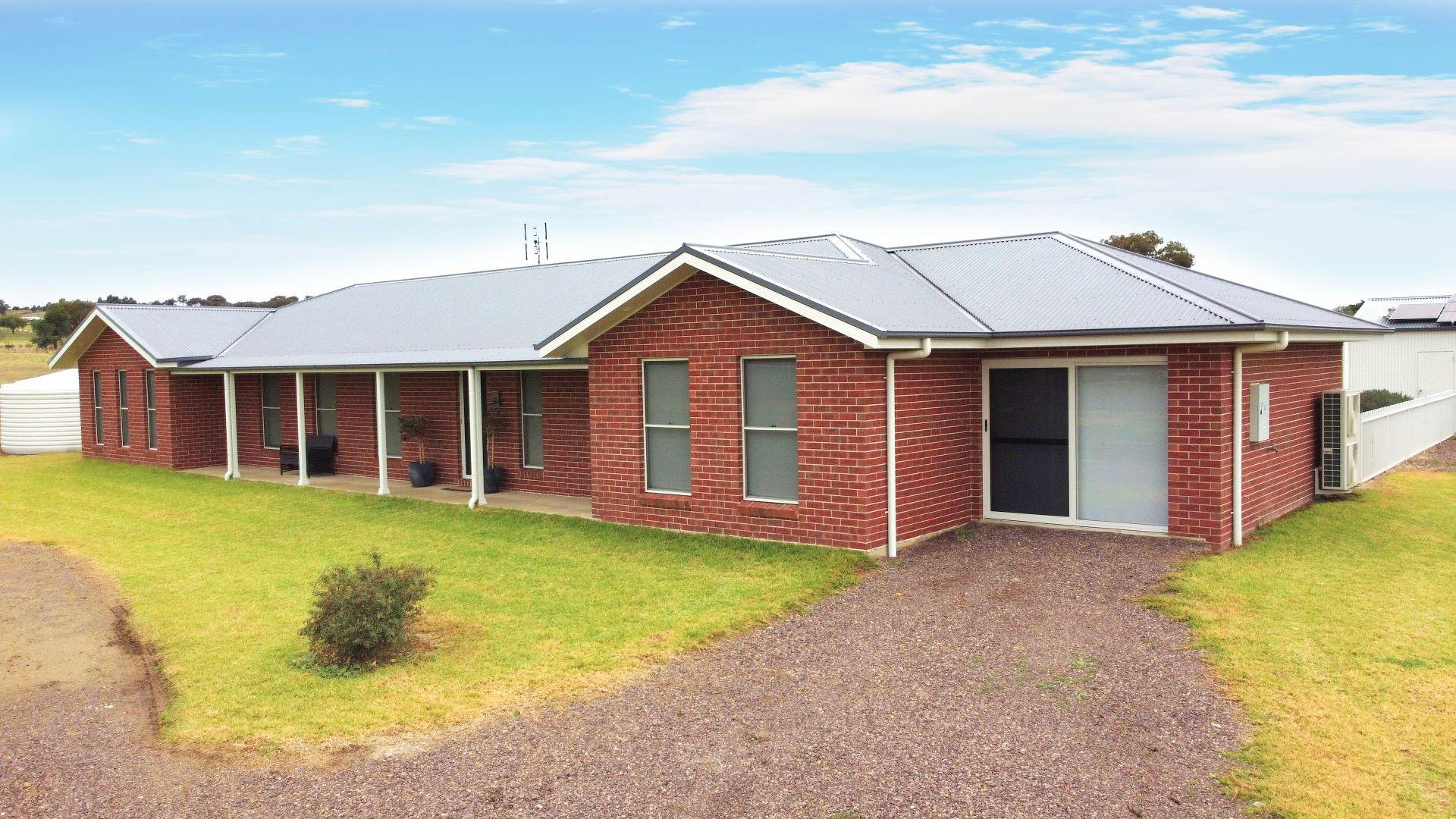 4 Guy Crescent, Grenfell Property History & Address Research Domain