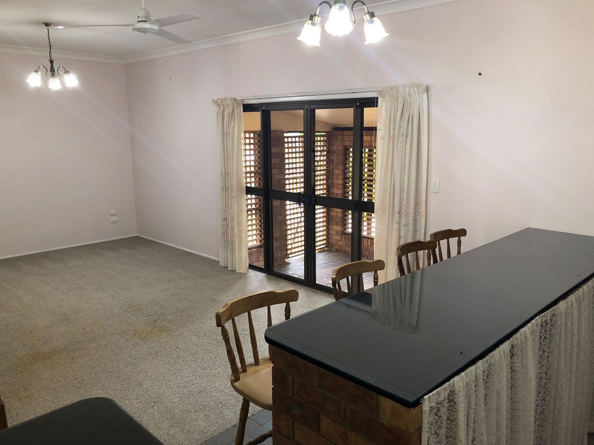 8 Avokahville Avenue, Avoca QLD 4670, Image 2