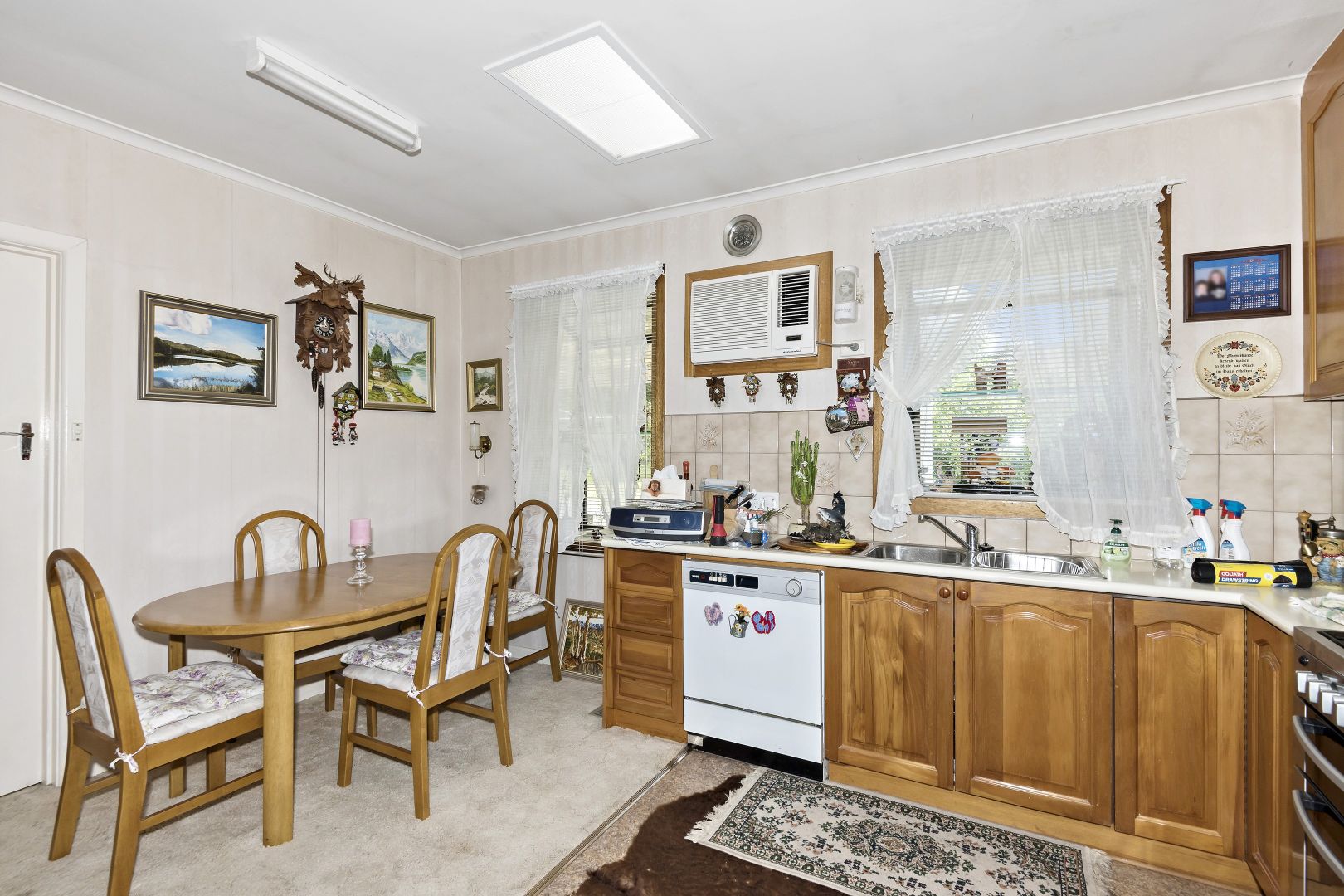 5 Moonah Court, Doveton VIC 3177 House For Rent Domain