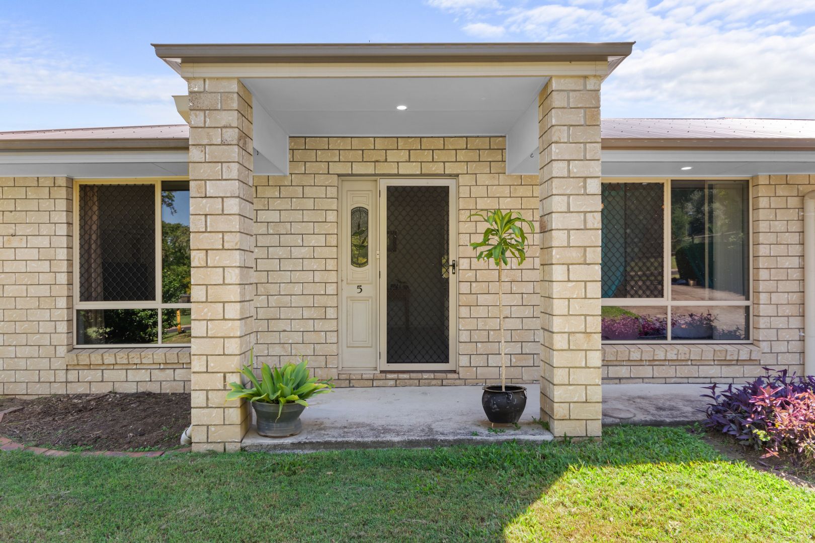 5 Lyndale Place, Fernvale QLD 4306, Image 1