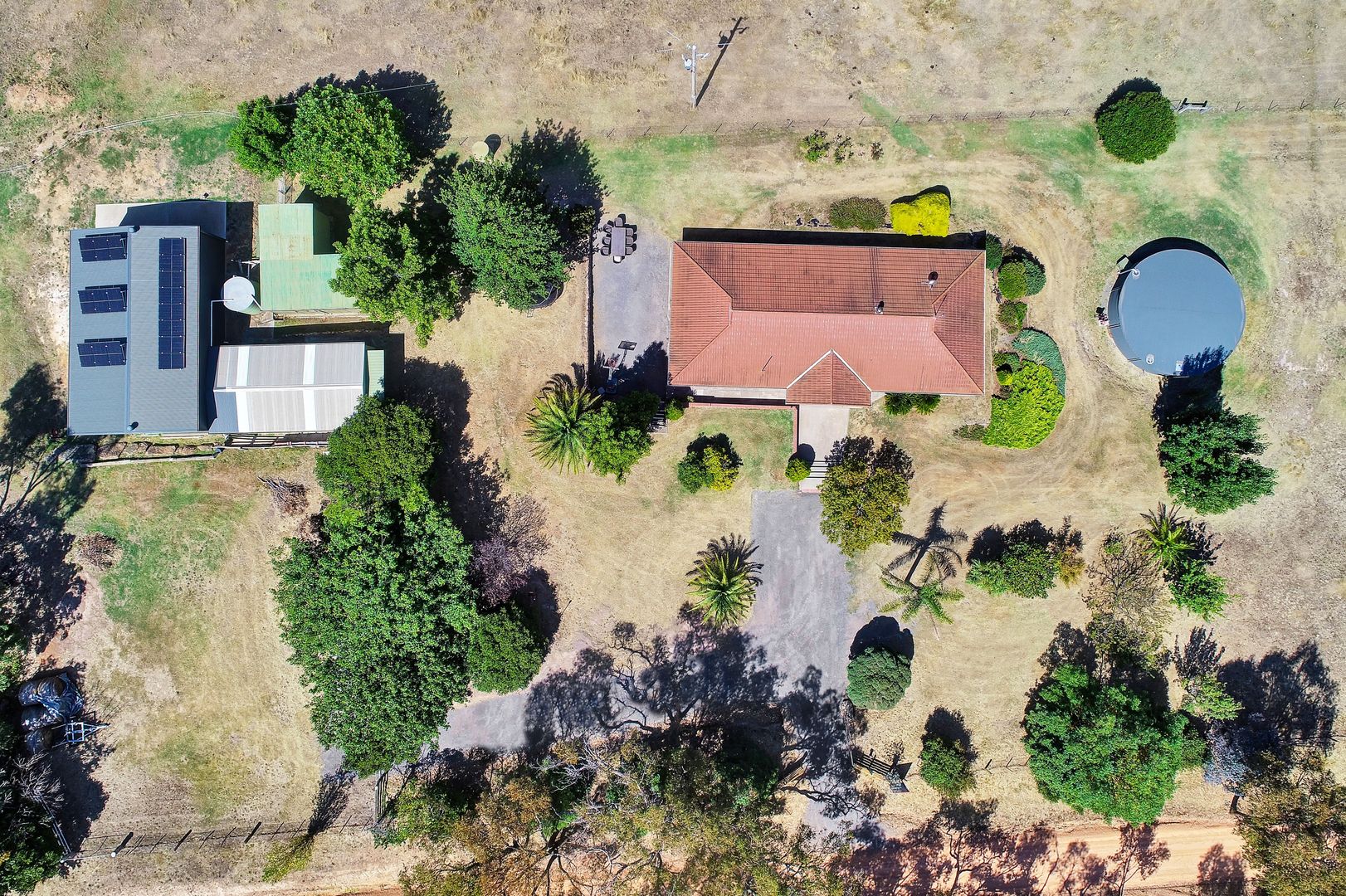 350 Tabletop Road, Bridge Creek VIC 3723, Image 2