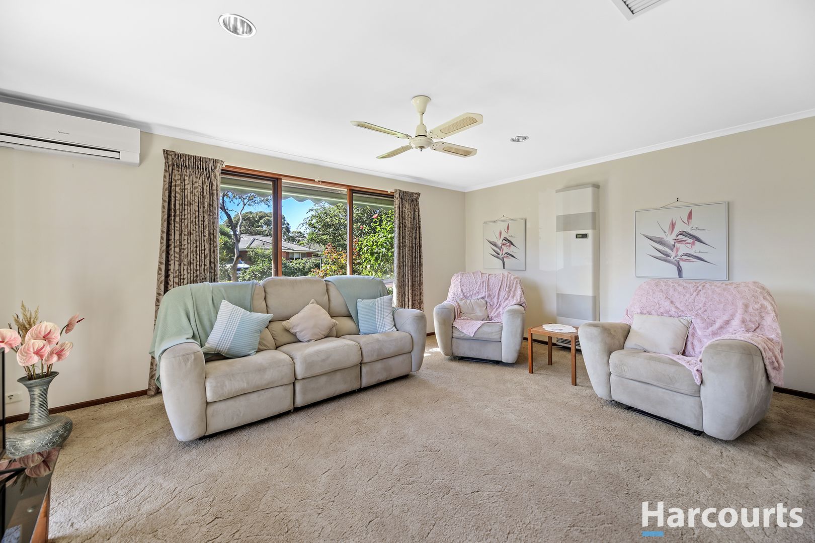 8 Barilla Court, Cranbourne VIC 3977, Image 2