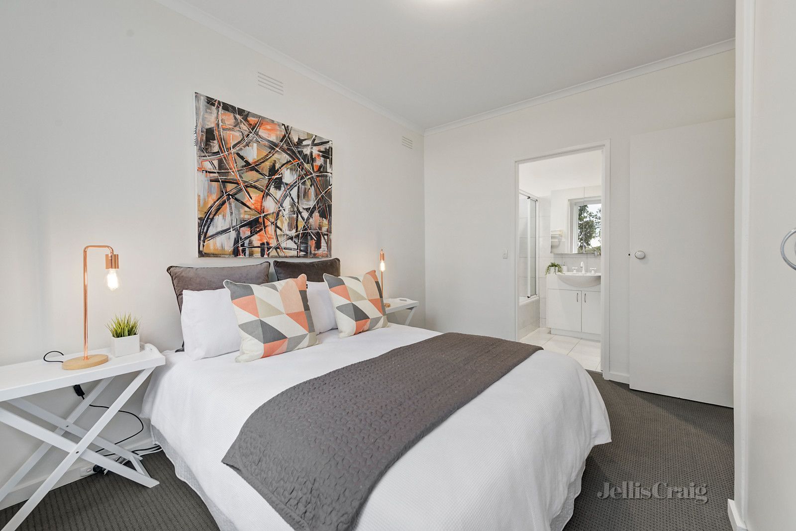 18/14 The Esplanade, Clifton Hill VIC 3068, Image 2