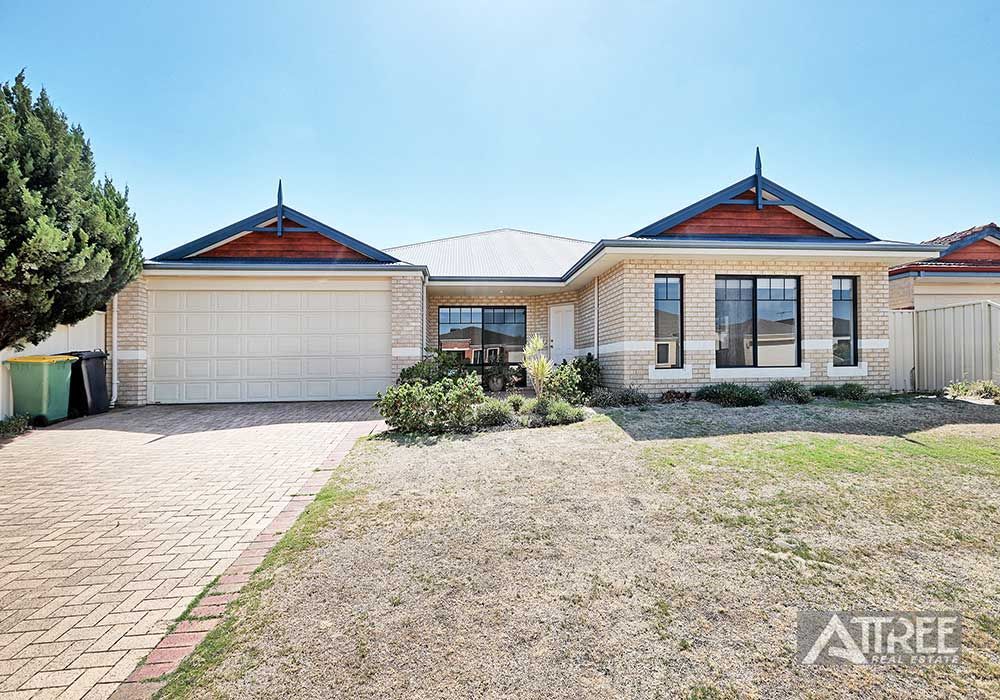 6 Laguna Way, Canning Vale WA 6155, Image 0