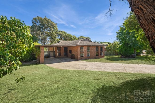 Picture of 2 Hyde Park Road, CRESWICK VIC 3363