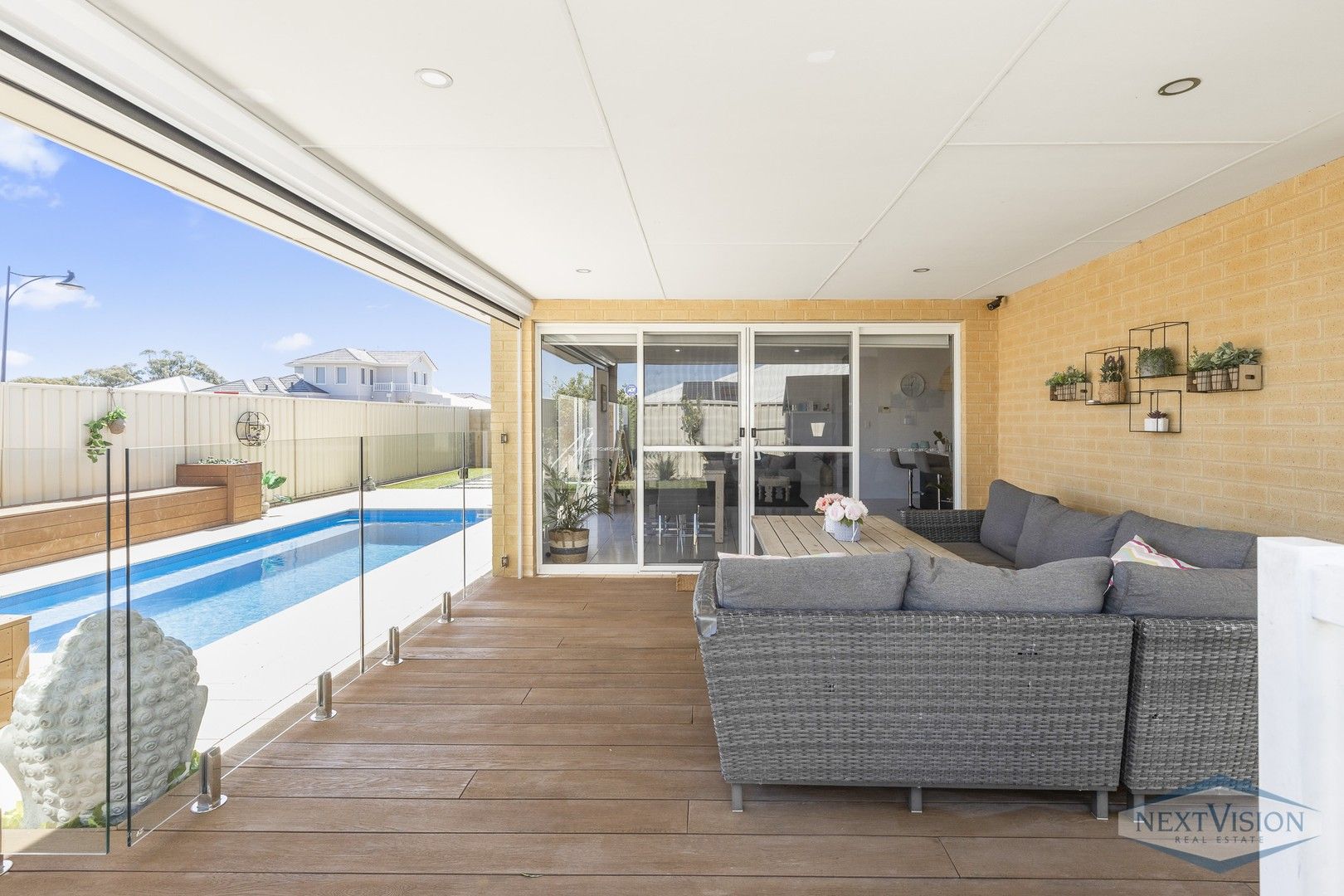 4 bedrooms House in 15 Yindi Way LAKE COOGEE WA, 6166