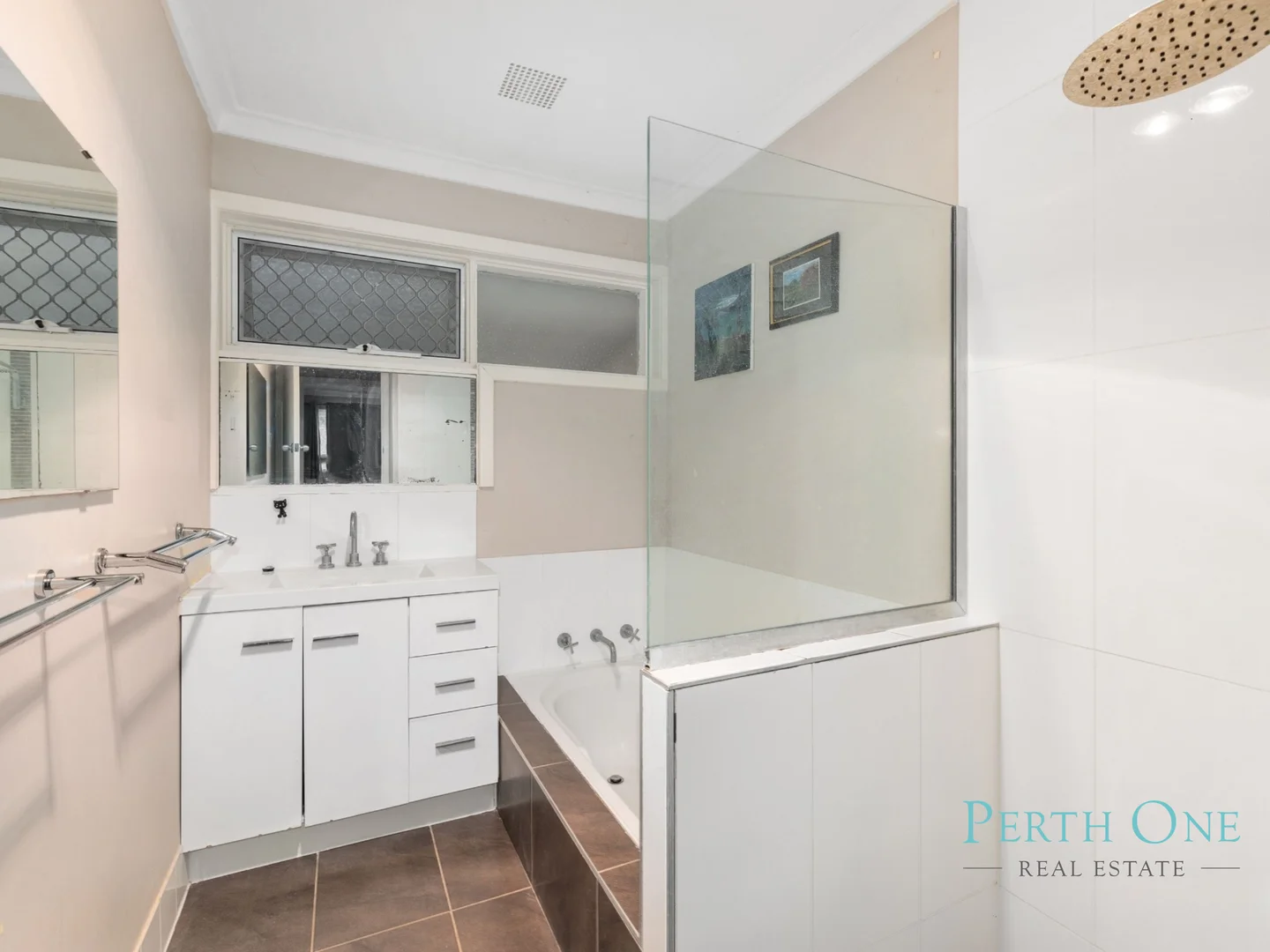 Additional image 12 of 194 Fisher Street, Cloverdale WA 6105