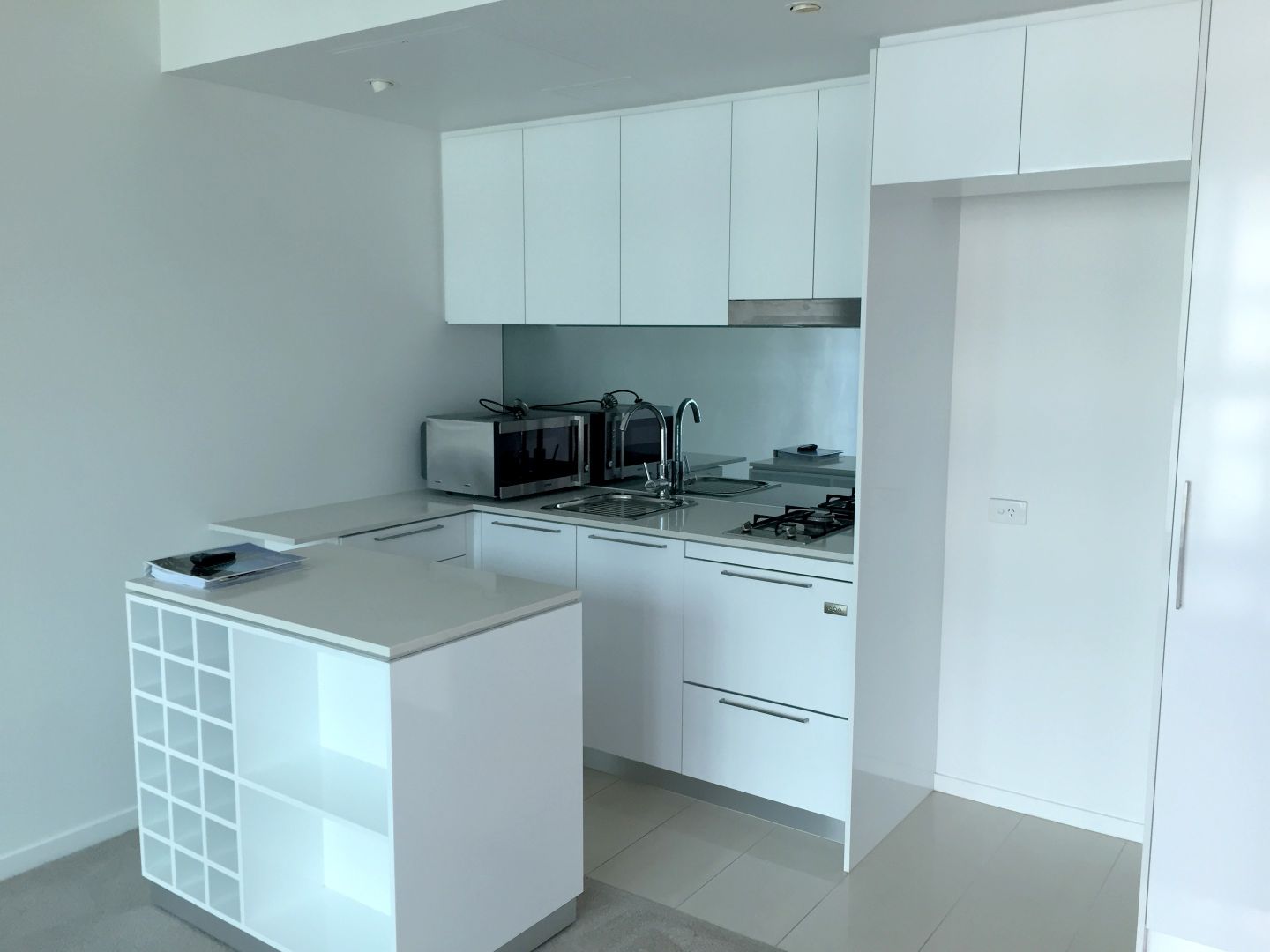 10912-8-harbour-road-hamilton-qld-4007-domain
