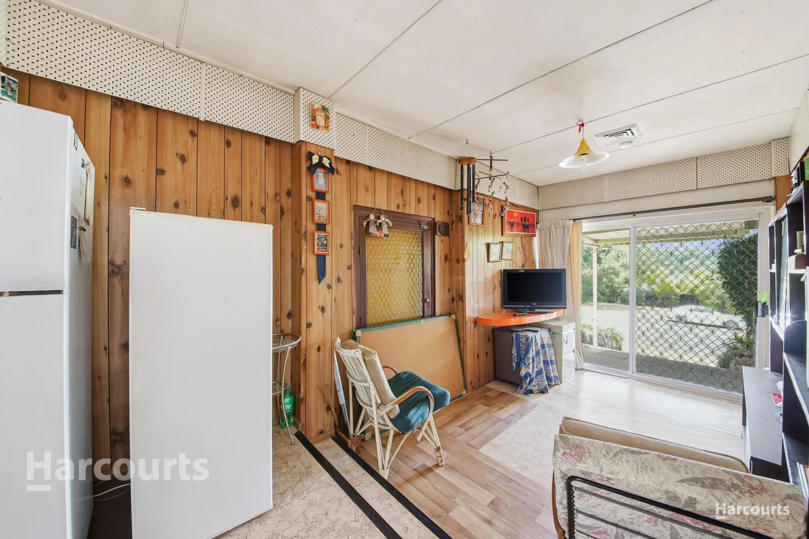 Additional image 8 of 143 Campbellfield Avenue, Bradbury NSW 2560