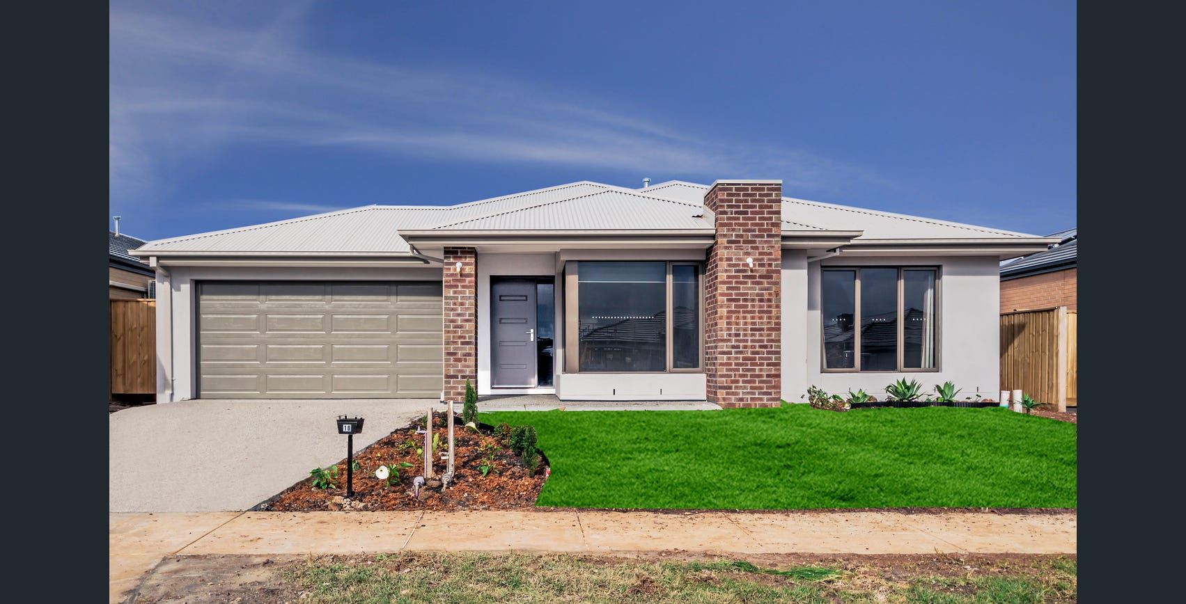4 bedrooms House in 18 Honeycomb Avenue MANOR LAKES VIC, 3024
