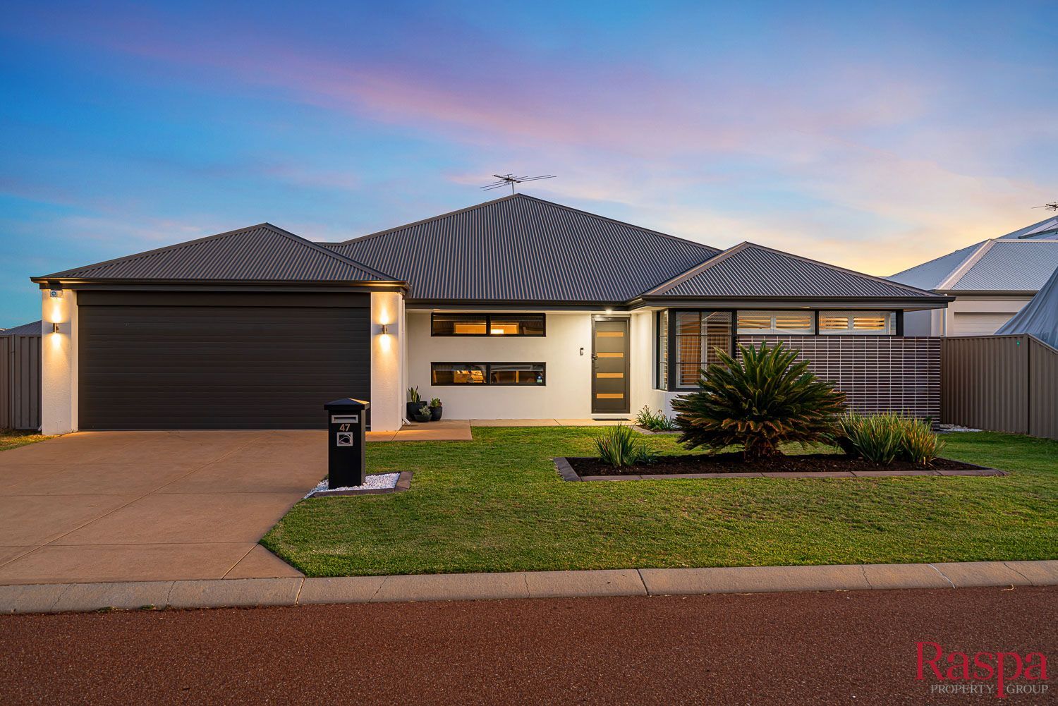 47 Riverina Parade, Munster WA 6166, Image 0