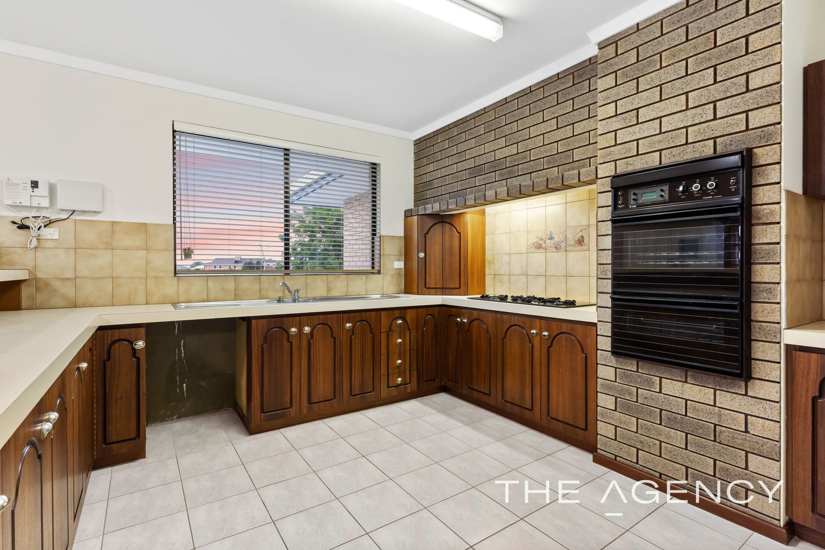 22 Maple Street, Lathlain WA 6100, Image 1