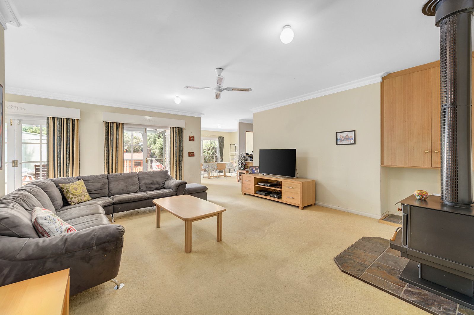 14 Hirst Street, Blackburn VIC 3130, Image 2