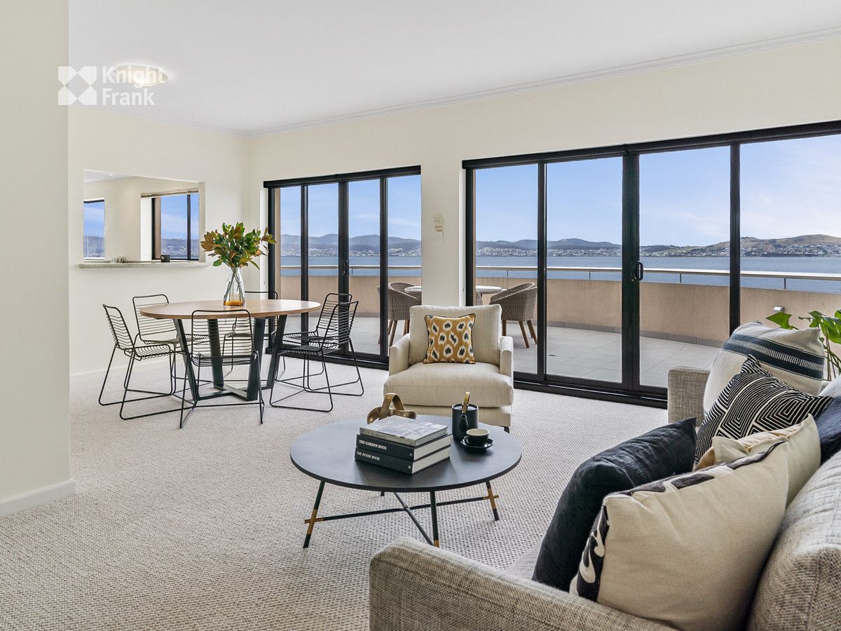 4 bedrooms House in 2/806 Sandy Bay Road SANDY BAY TAS, 7005