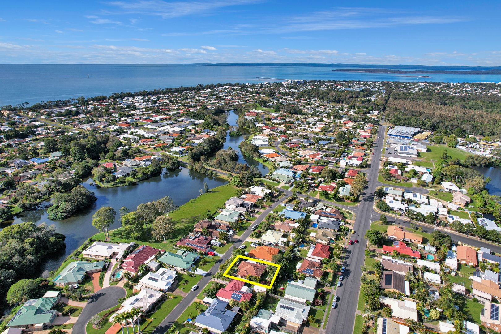 17 Lester Crescent, Torquay QLD 4655, Image 1