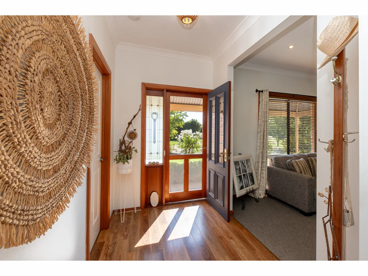 Additional image 3 of 27 McDiarmid Place, Glenroy NSW 2640