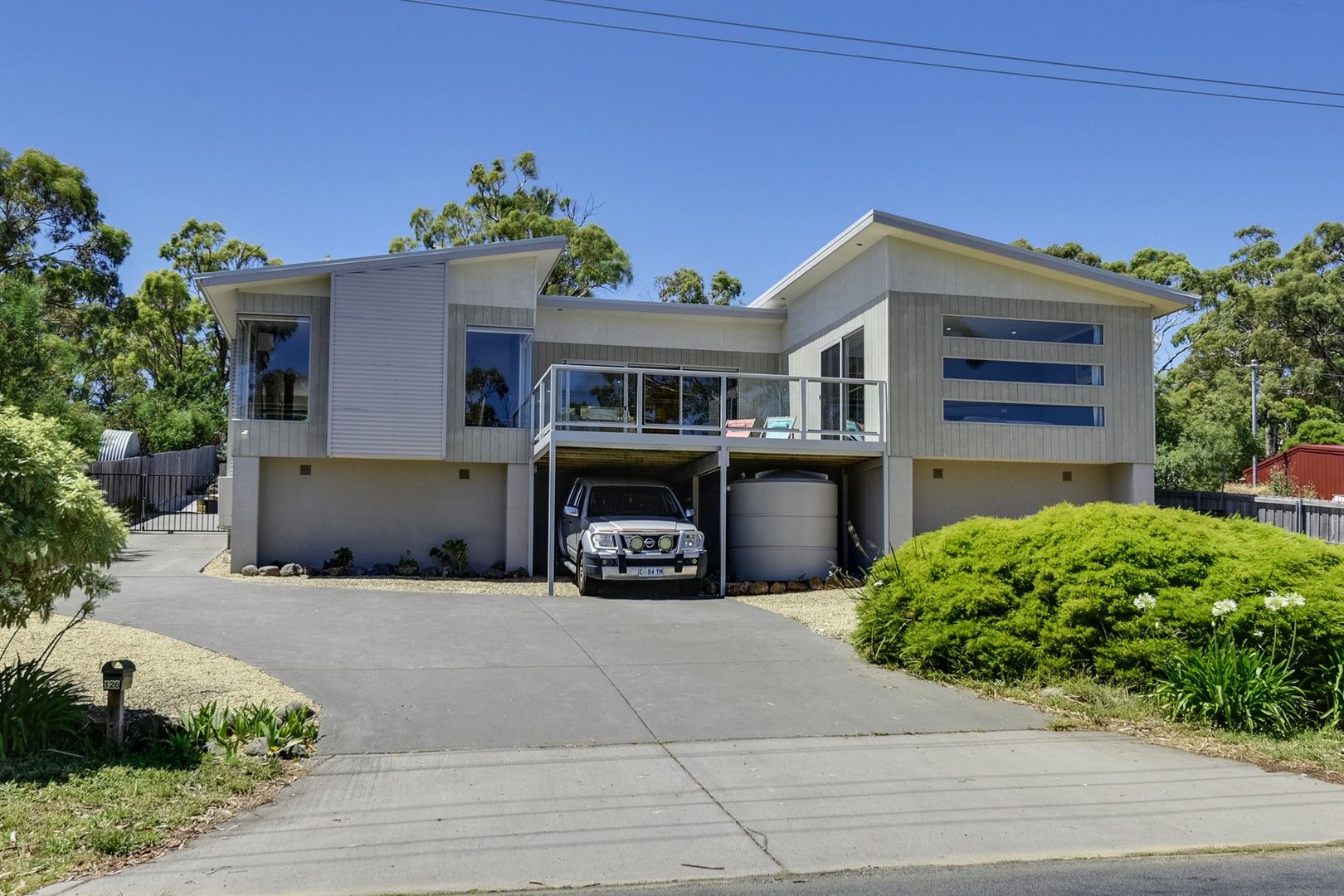 126 Lewisham Scenic Drive, Lewisham TAS 7173, Image 0