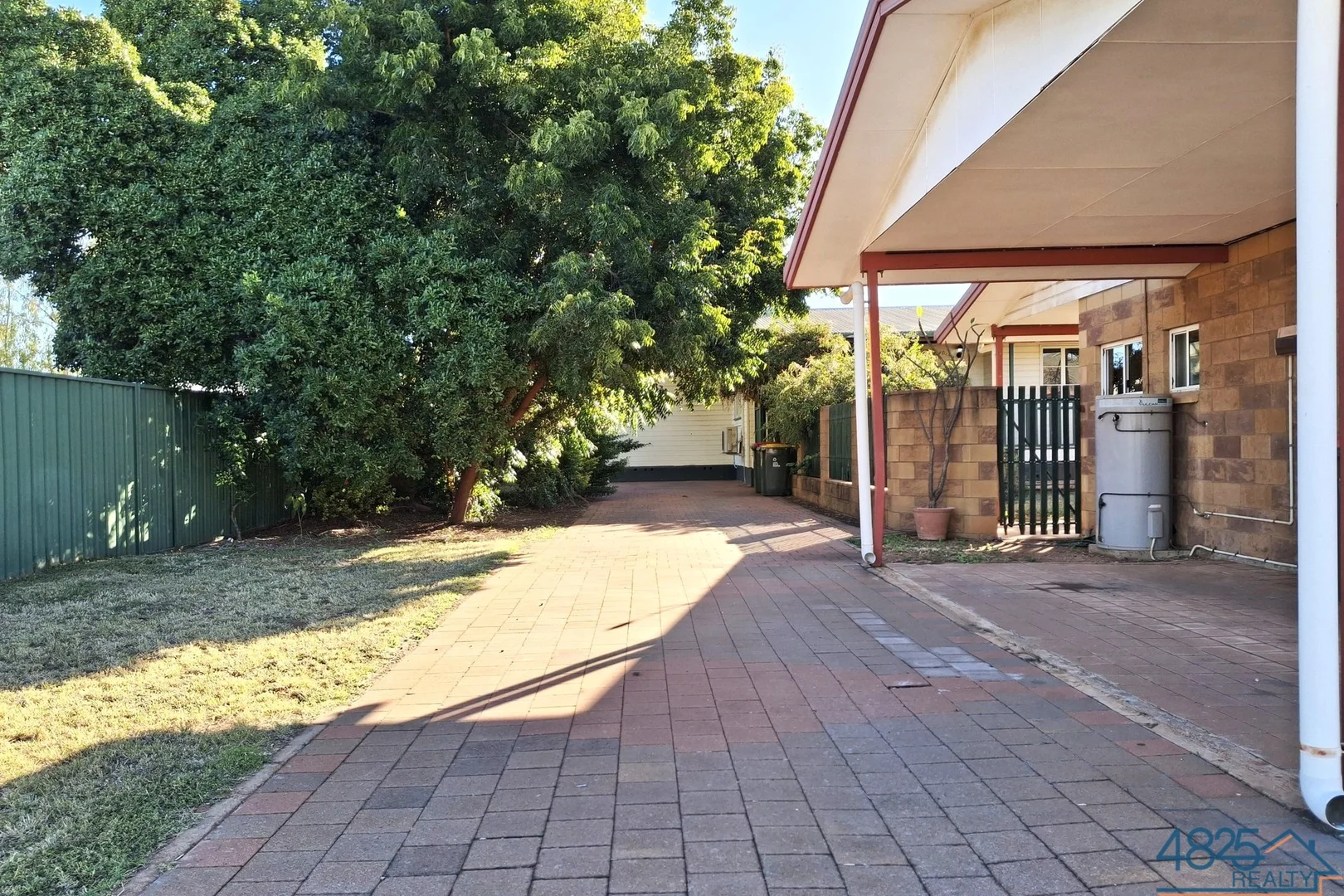Image 10