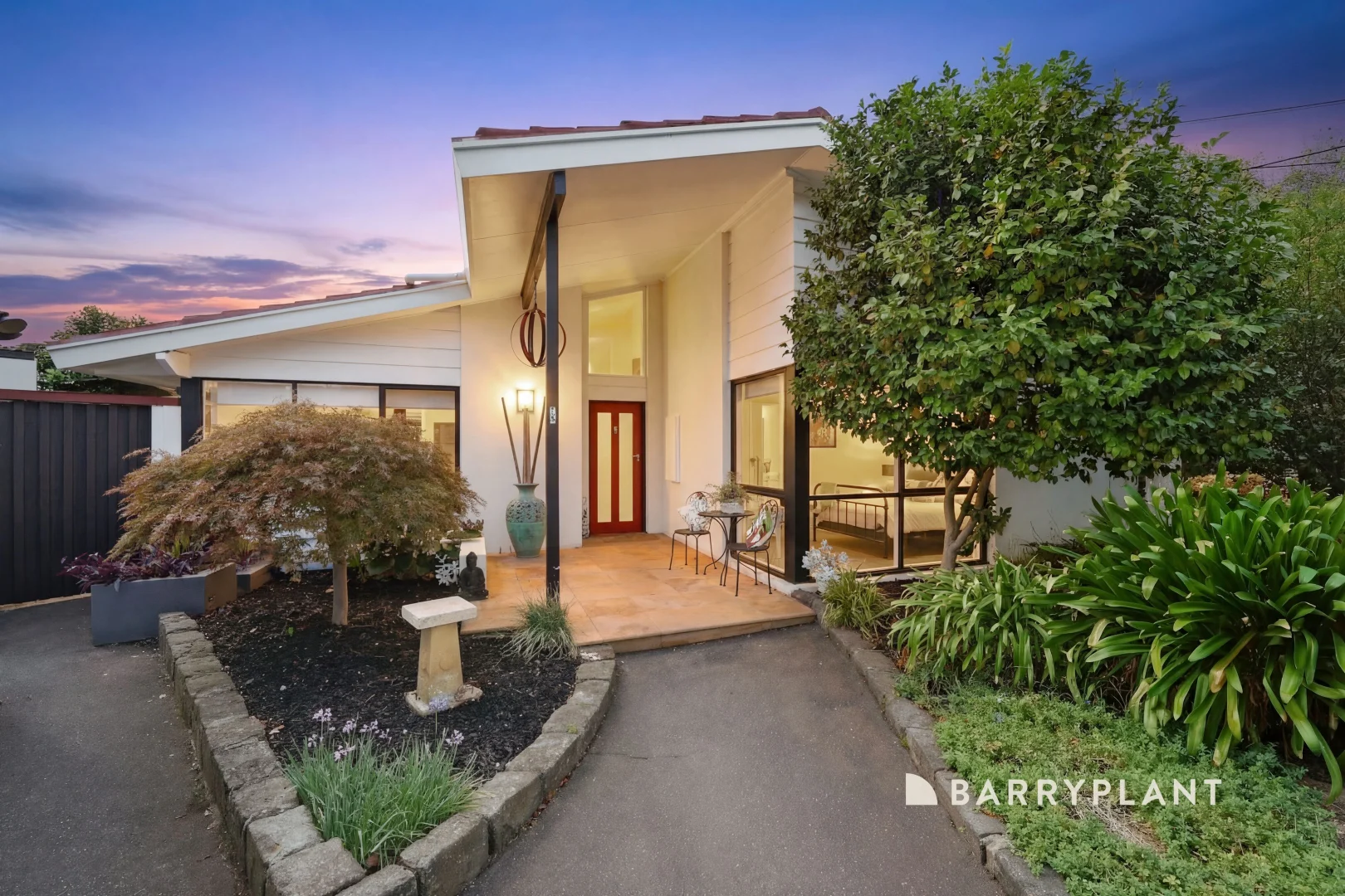 2 Dover Court, Ferntree Gully VIC 3156