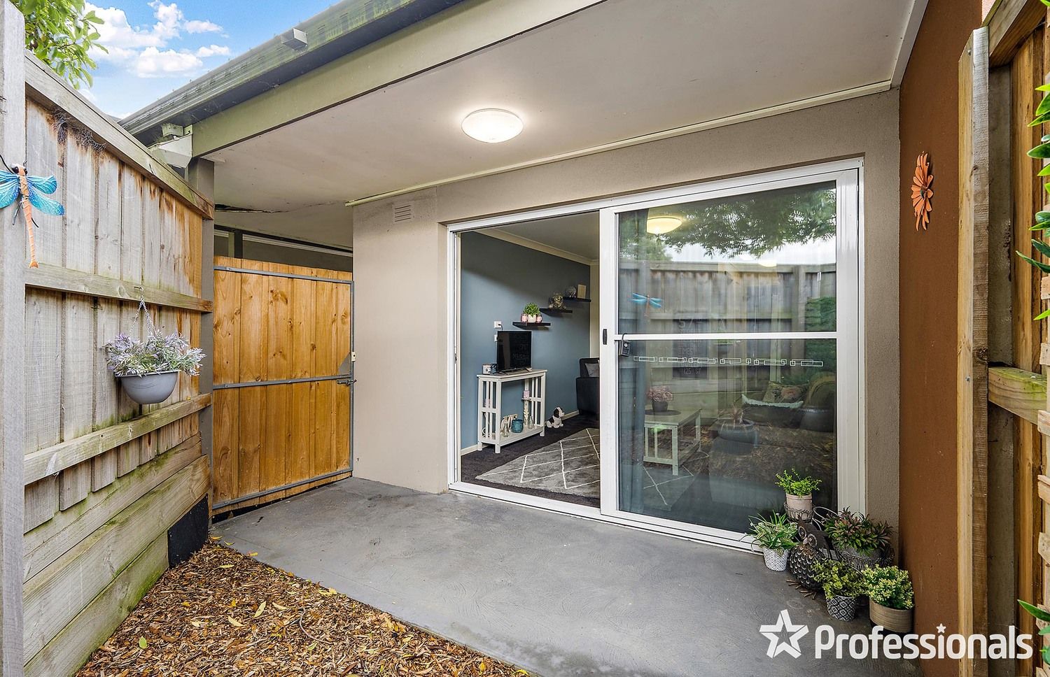 22 White Close, Lilydale VIC 3140, Image 2