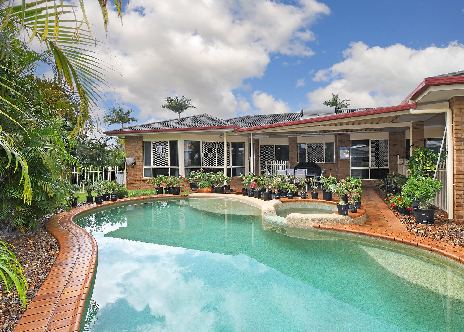 12 Adair Court, Kawungan QLD 4655, Image 0