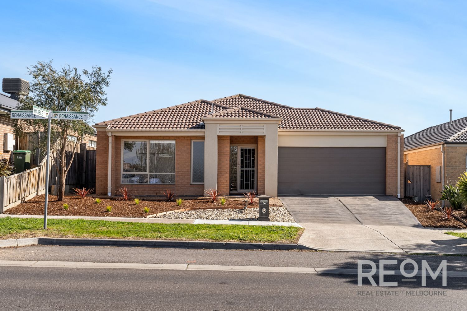 4 bedrooms House in 34 Renaissance Boulevard MERNDA VIC, 3754