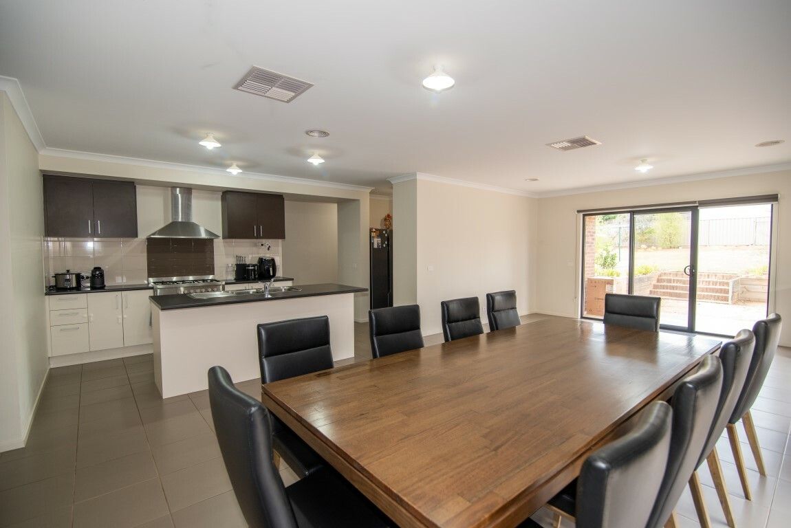 26 Bisogni Dr, Cobram VIC 3644, Image 2