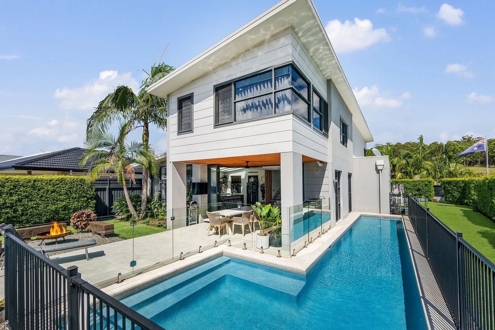 17 Sovereign Drive, Thrumster NSW 2444