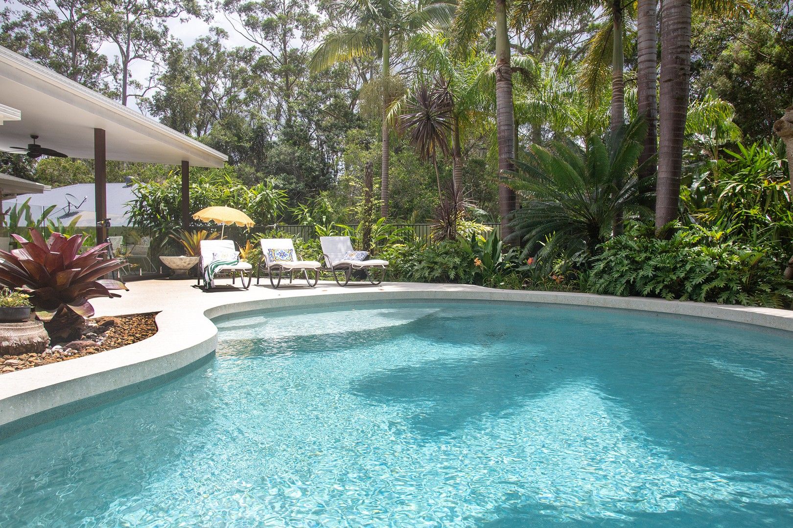 4 bedrooms House in 3 Kensington Drive COOROY QLD, 4563
