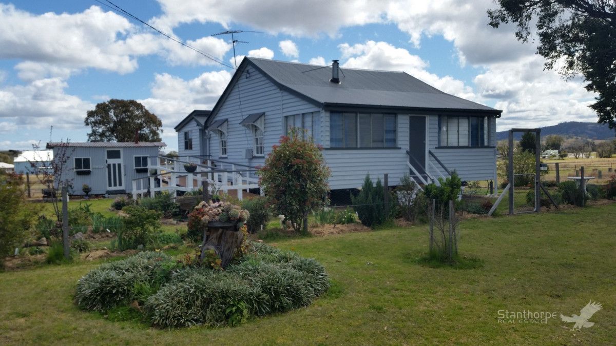 70 Woodlawn Street, Wallangarra QLD 4383, Image 0