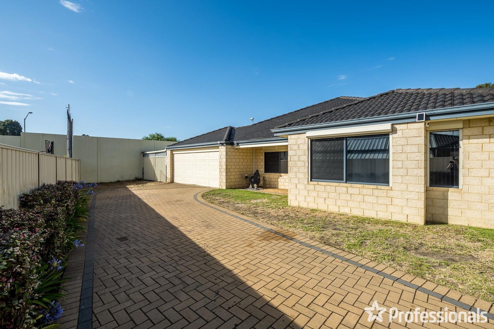 109 Fruit Tree Crescent, Forrestfield WA 6058, Image 0