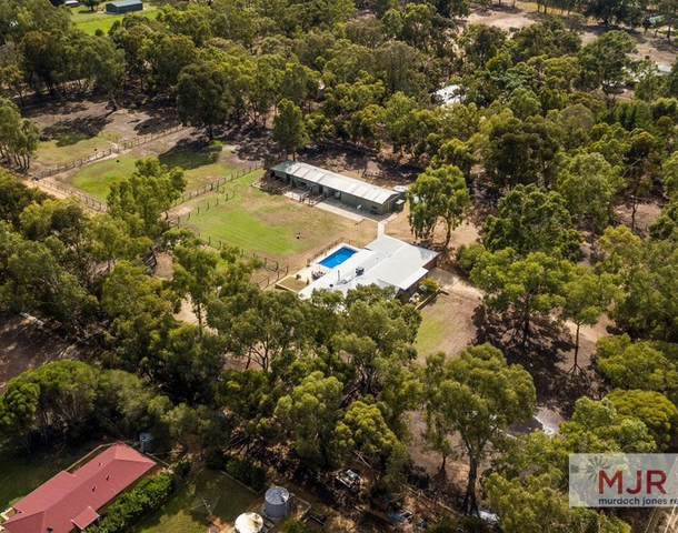 33 Gloaming Way, Darling Downs WA 6122