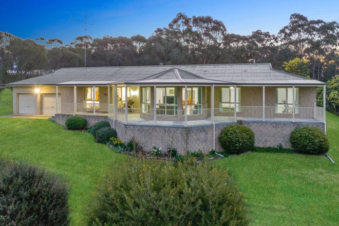 Picture of 13 Fleming Drive, BROADFORD VIC 3658