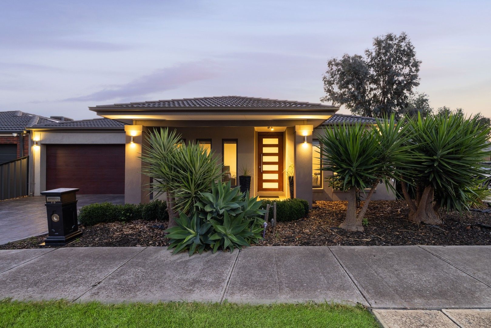 4 bedrooms House in 113 Huntington Drive CRAIGIEBURN VIC, 3064