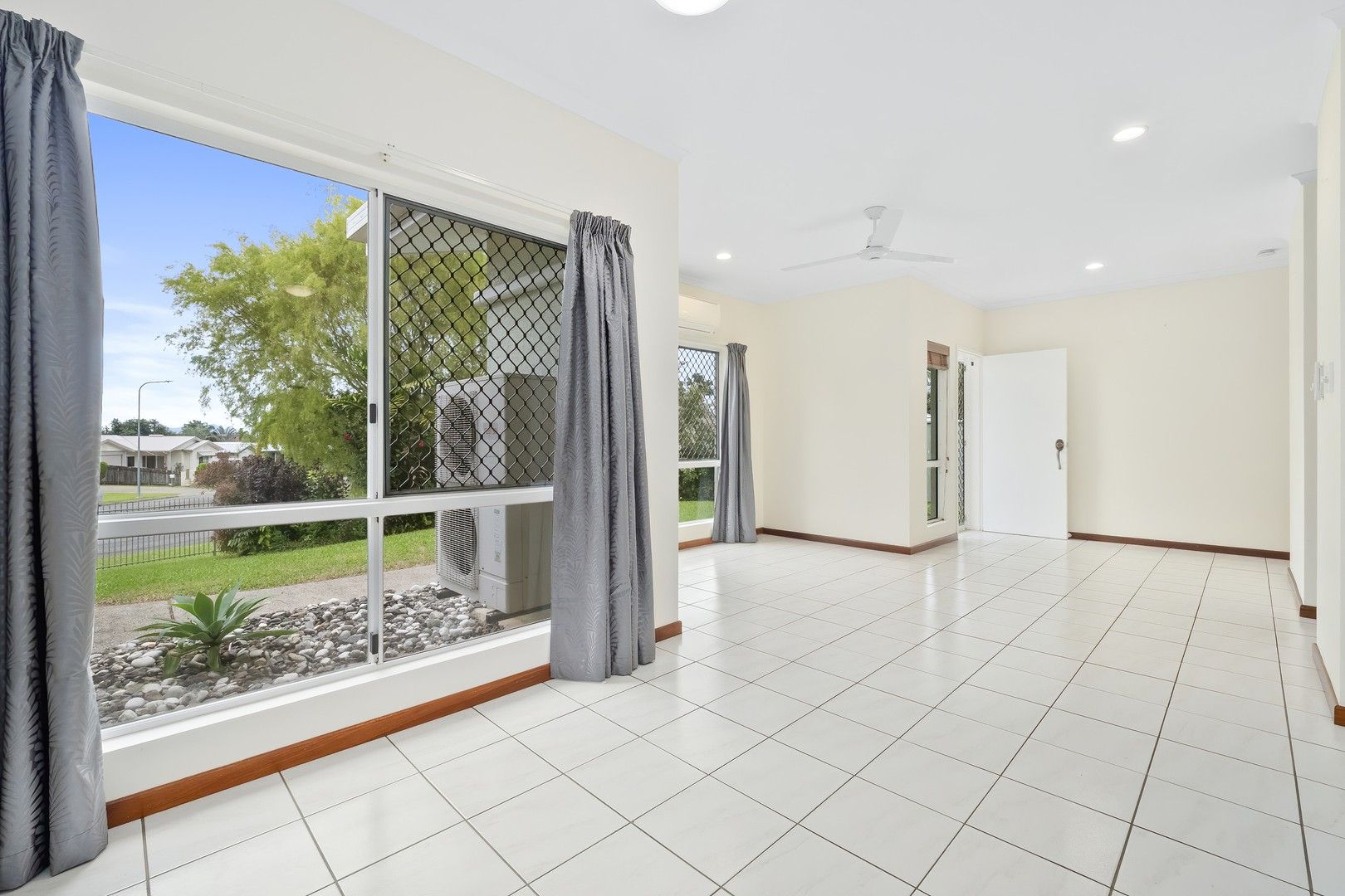 17 Cliff Close, Mount Sheridan QLD 4868, Image 1