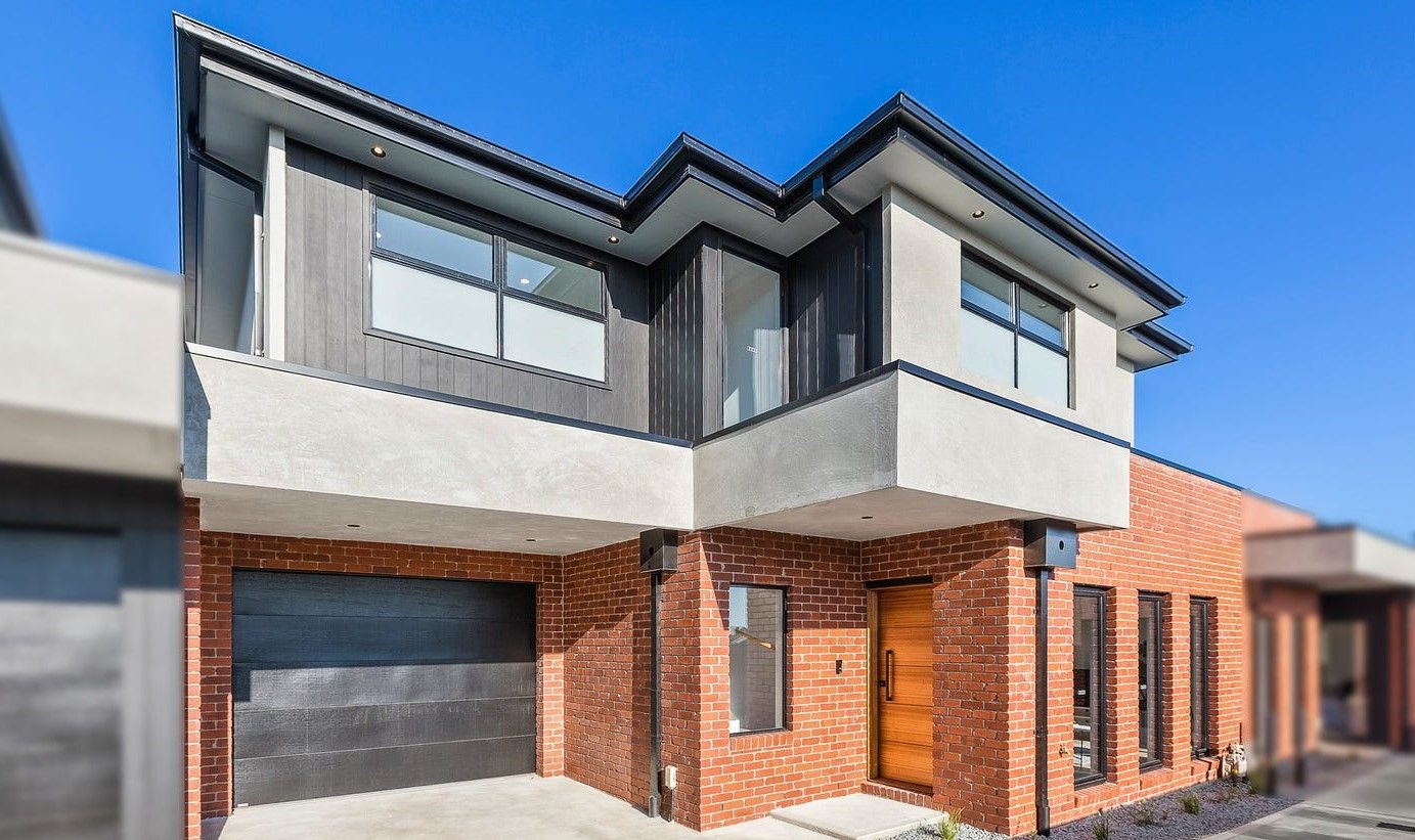 2 bedrooms Townhouse in 2/49 Metherall Street SUNSHINE NORTH VIC, 3020