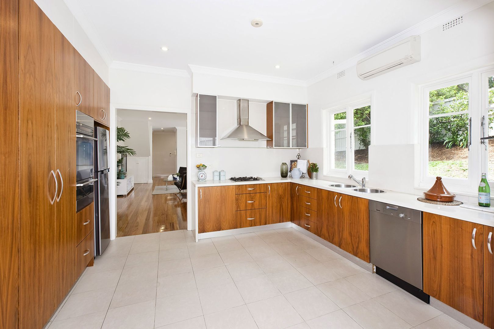 4 bedrooms Apartment / Unit / Flat in 1a Holland Road BELLEVUE HILL NSW, 2023
