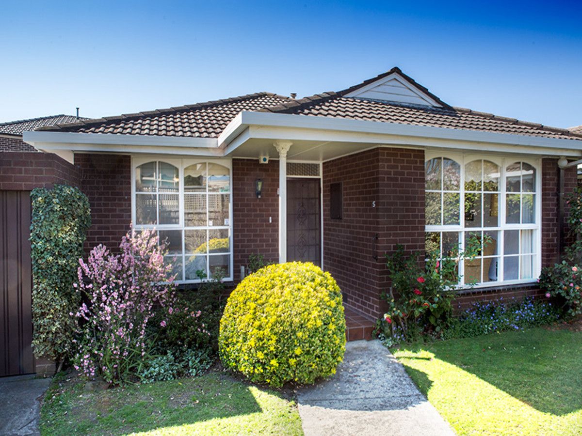 5/6 Crosbie Road, Murrumbeena Property History & Address Research