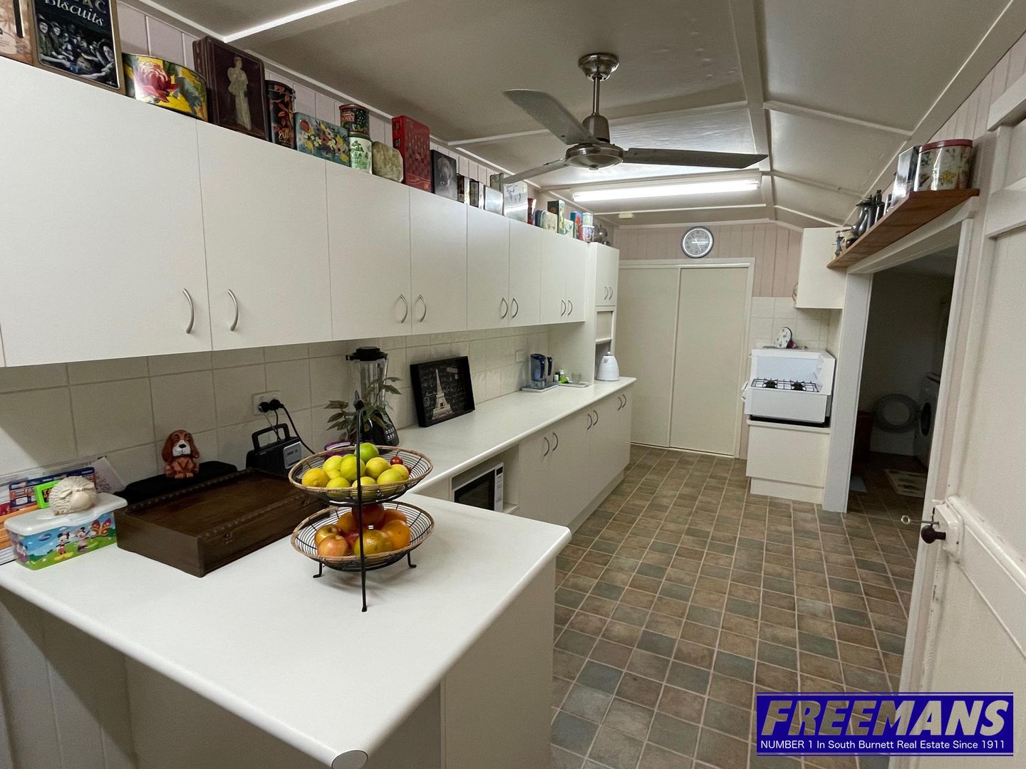 66 Cairns Street, Nanango QLD 4615, Image 2