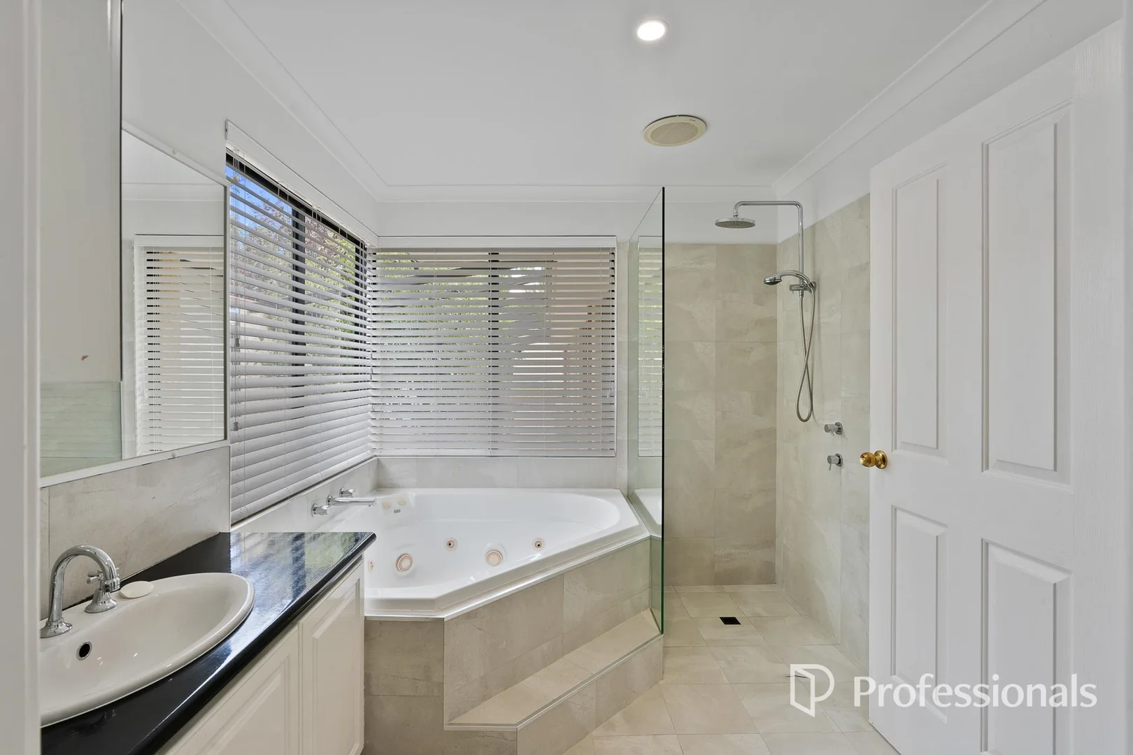 Additional image 23 of 19 Bourke View, Jane Brook WA 6056