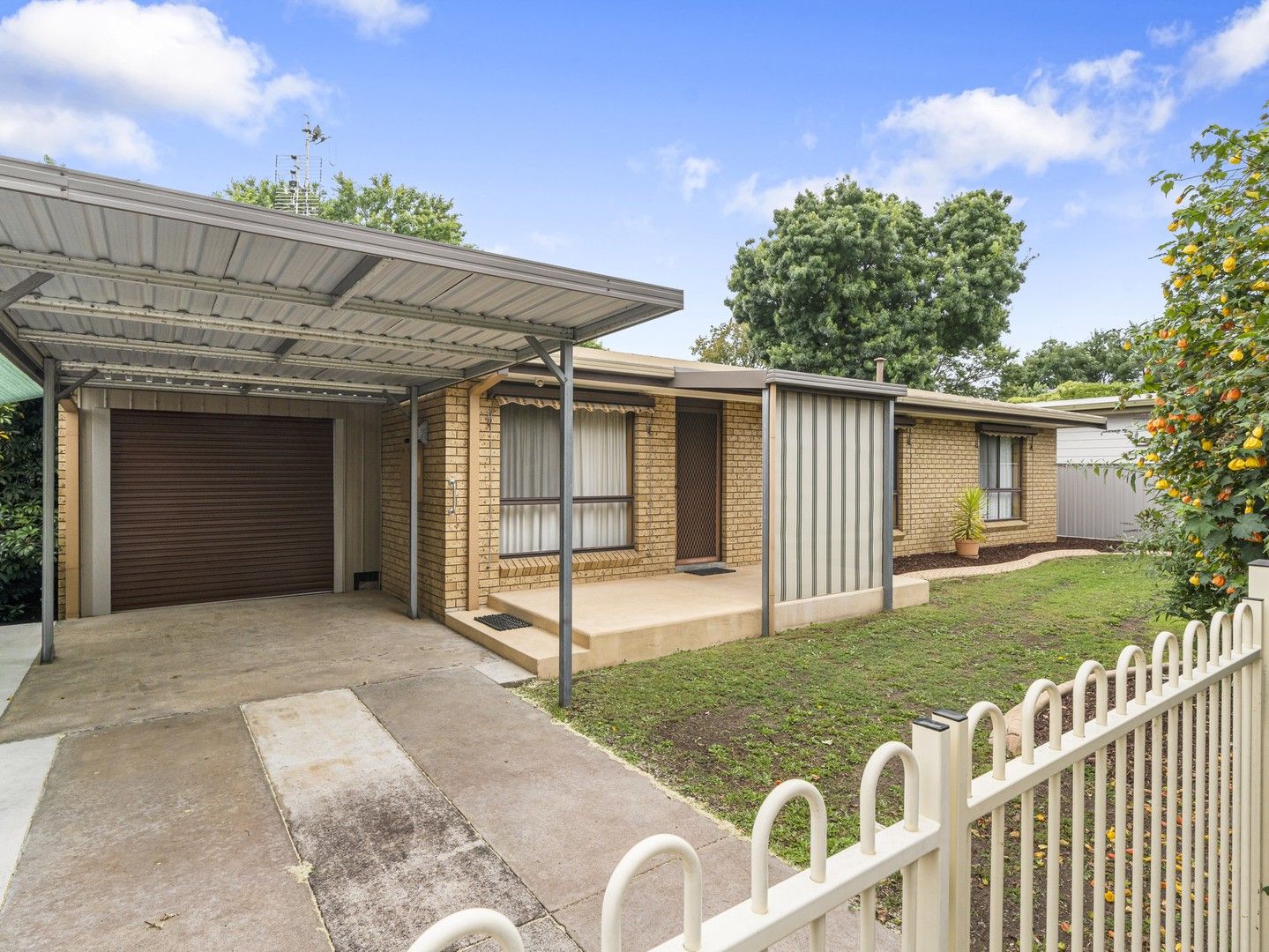 2/29A Salisbury Street, Benalla VIC 3672, Image 0